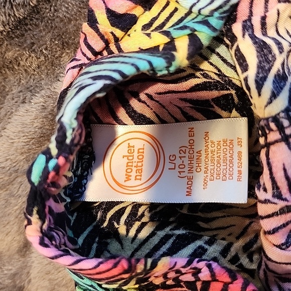 Wonder nation floral short Size L - Picture 5 of 6